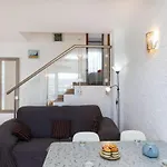 Gaviotas D'amunt By Interhome Llança